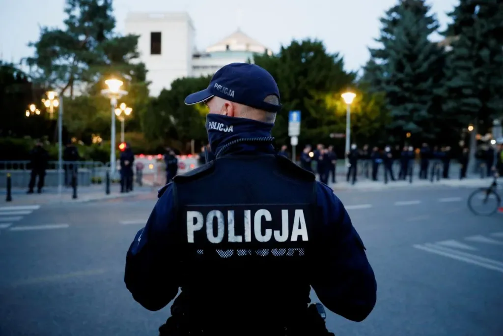 Польща почала висилати українців після інциденту на концерті Макса Коржа у Варшаві