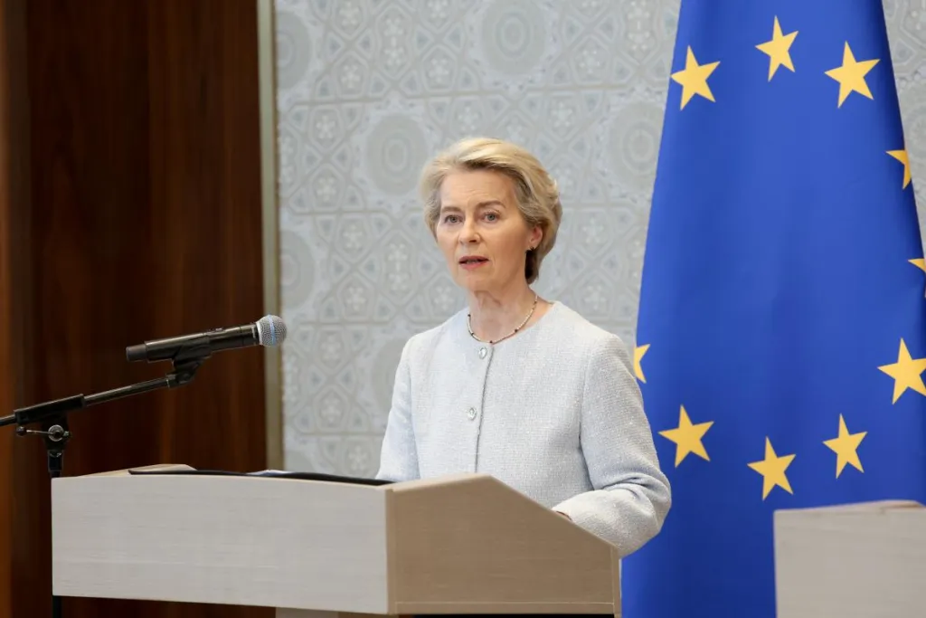 ЄС розглядає механізм позики Україні за рахунок заморожених активів РФ
