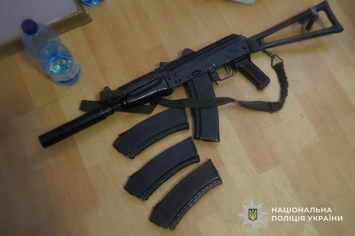 У Тернополі затримали групу військових, які викрадали людей і катували їх