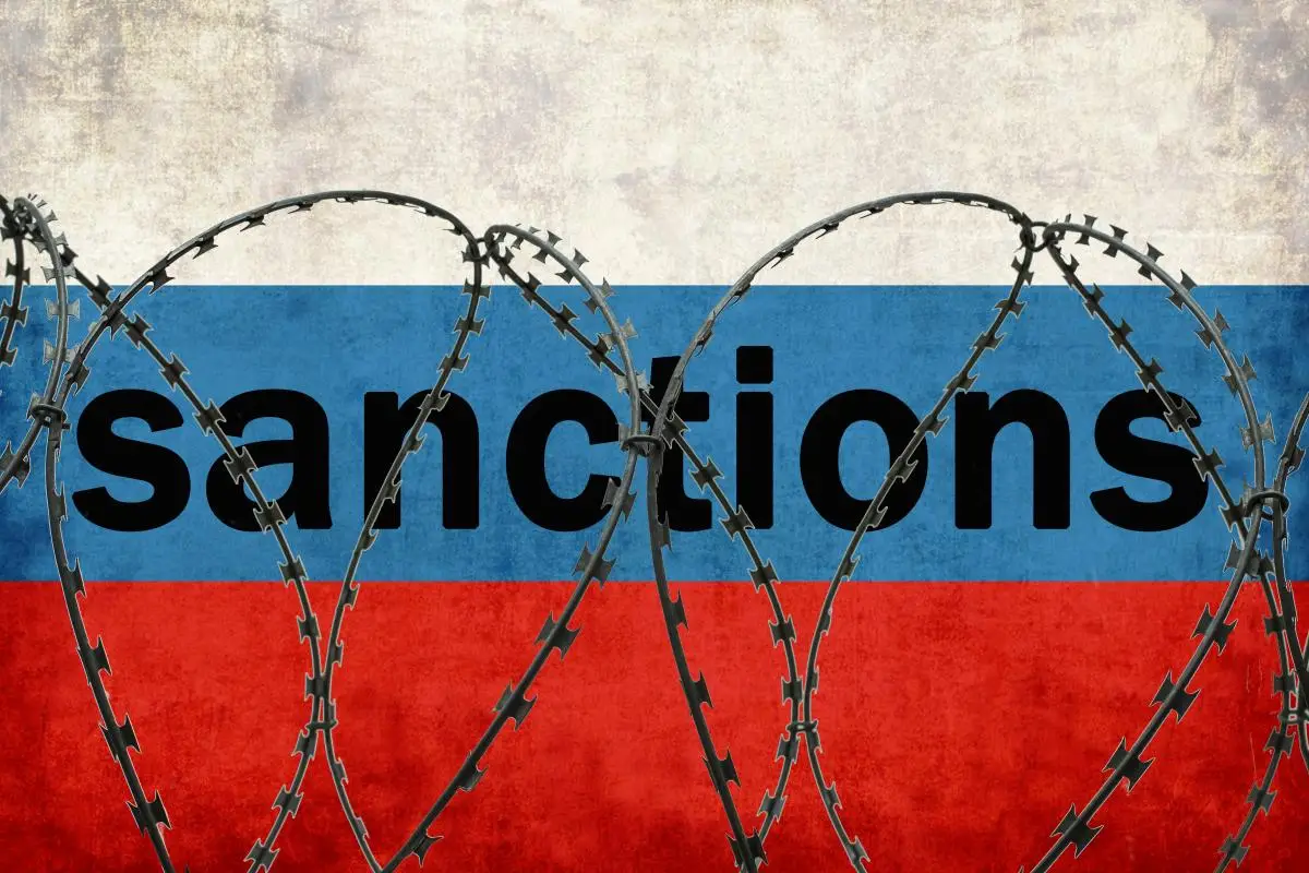 Євросоюз затвердив 19-й пакет санкцій проти Росії: обмеження торкнулися банків, газу та криптобірж