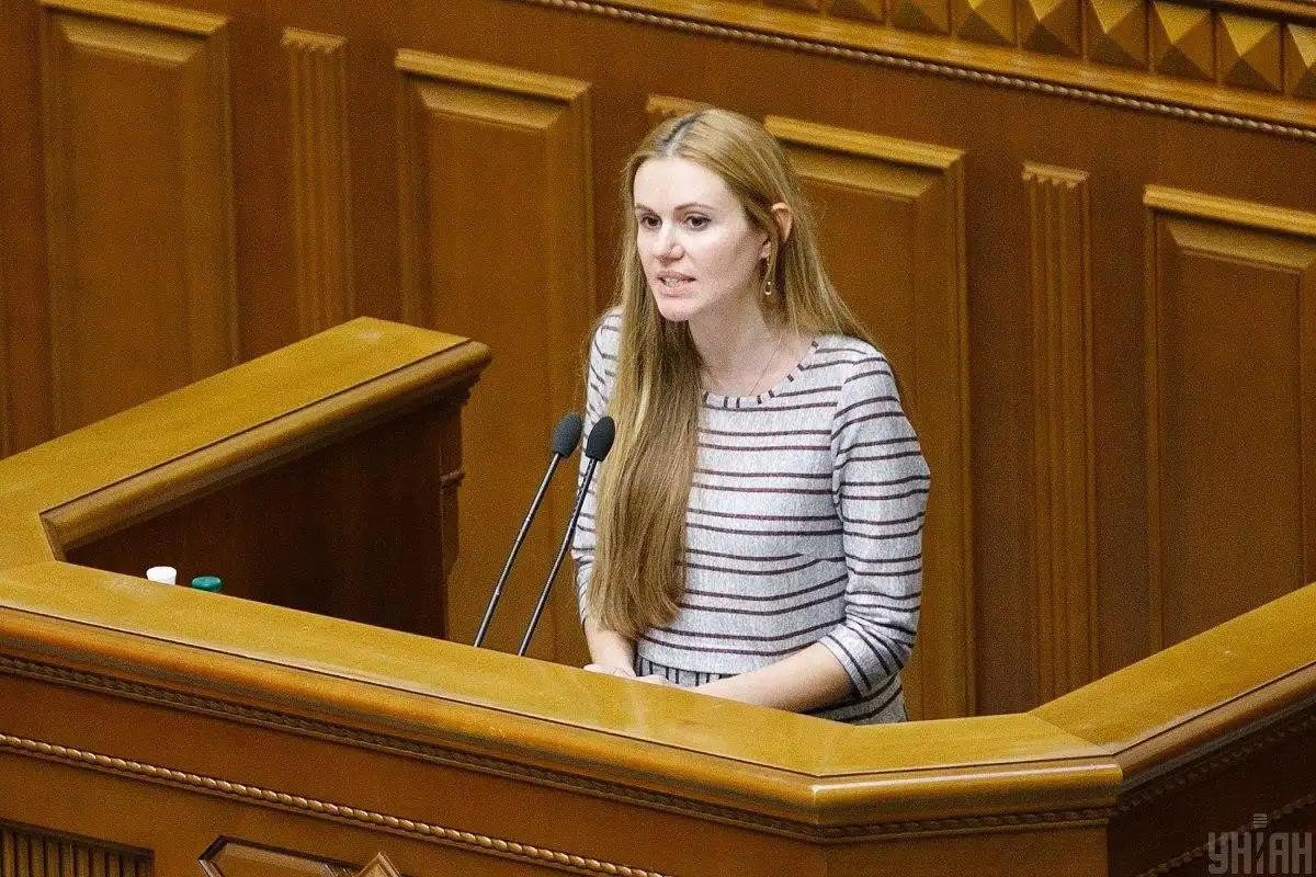 Скороход залишила браслет, але сума застави зросла до 4 мільйонів