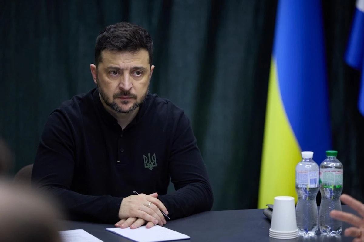Дилема Зеленського: Донбас за гарантії безпеки чи продовження війни