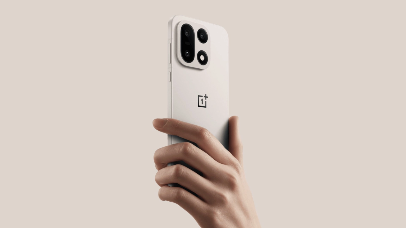 Камери OnePlus 15 та OnePlus 15R: чи варто переплачувати?
