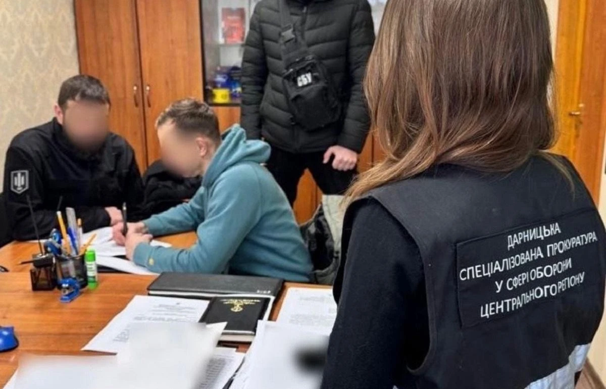 Командира підрозділу Повітряних сил підозрюють у продажі військової техніки з частини