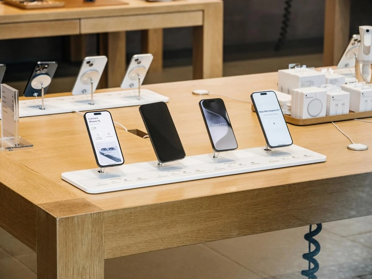 Агресивна експансія на ринку DRAM: як Apple створює умови для монополії